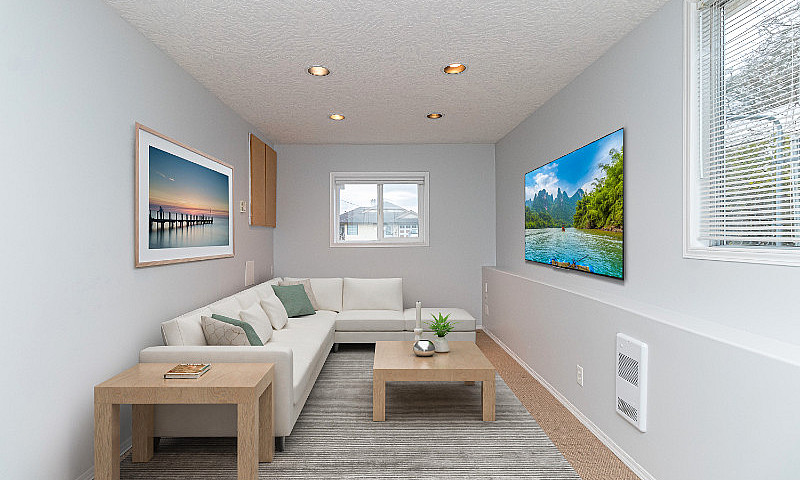 Saanich West 3-4 Bed...