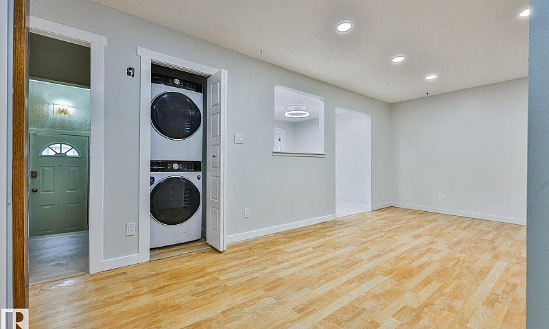 4324 70 St Nw Edmont...