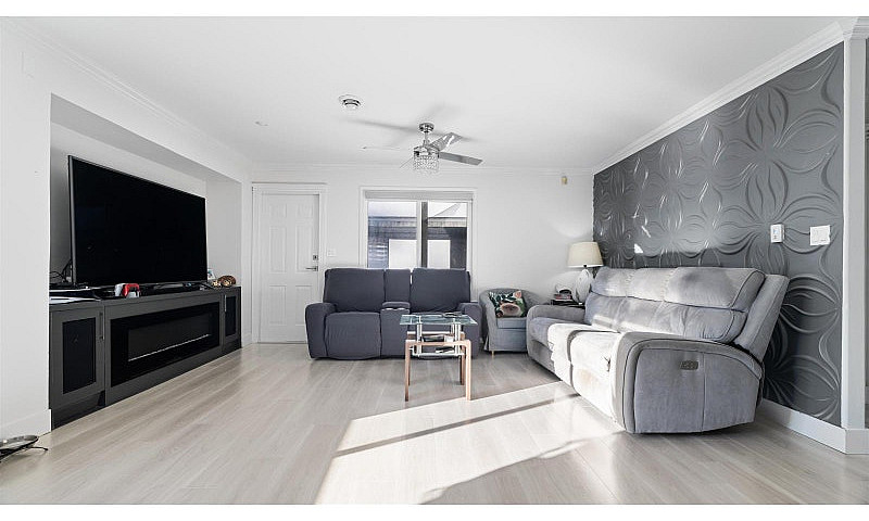 12572 62B Avenue Sur...