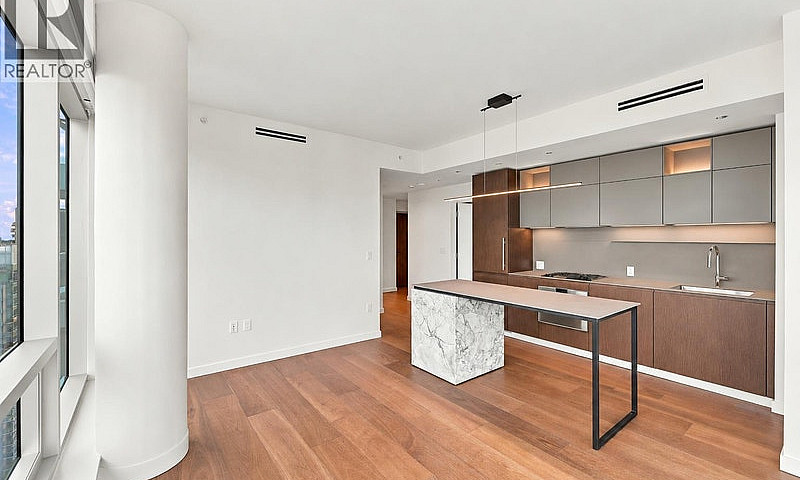 3303 1277 Hornby Str...
