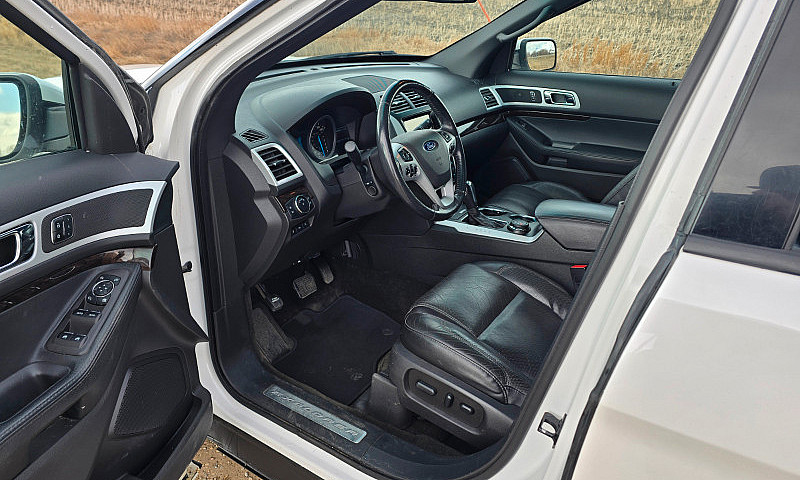 2014 Ford Explorer L...