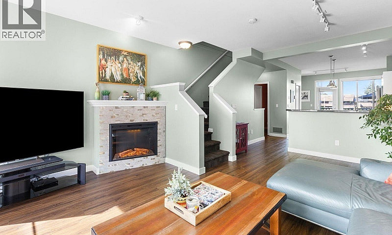 8080 Francis Road Ri...