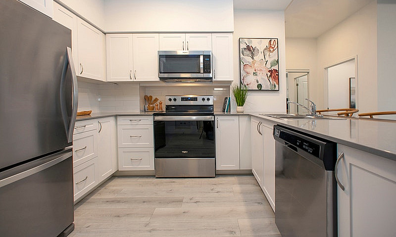 Brand New! 2 Bdrm + ...