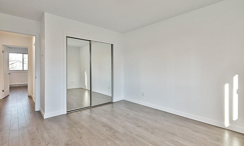Beau 4½ – Brodeur, L...