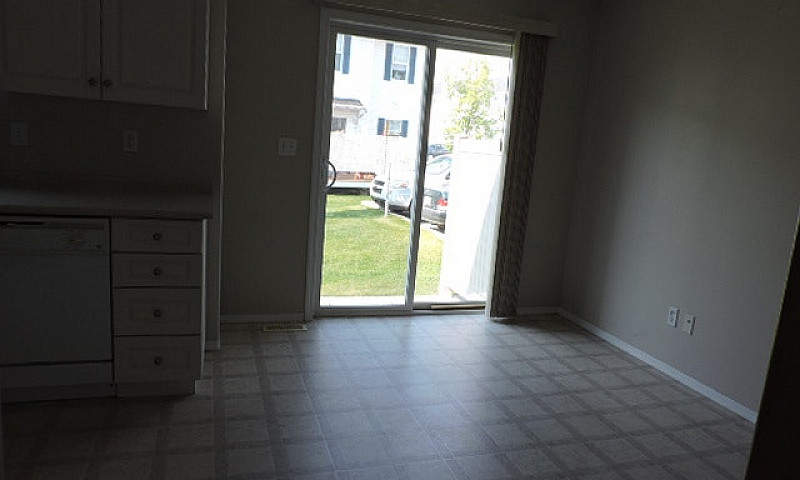 3 Bedroom Townhouse ...