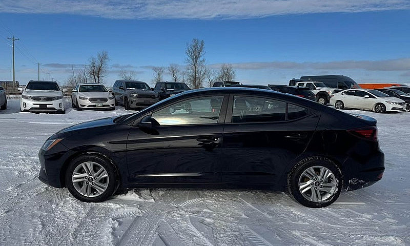 2020 Hyundai Elantra...