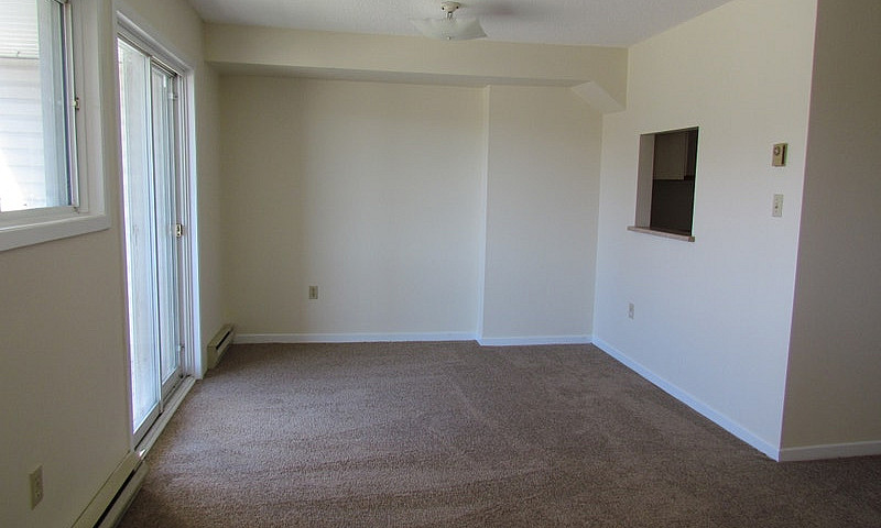 Unique 2 Bdrm Split ...