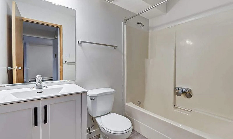 Modern Apartments Wi...