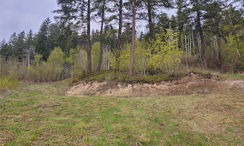 1.2 Acres With Panor...