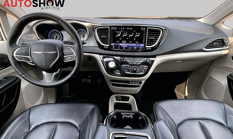 2024 Chrysler Pacifi...