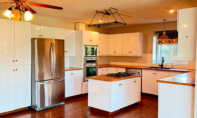 3 Bedroom House, Tri...