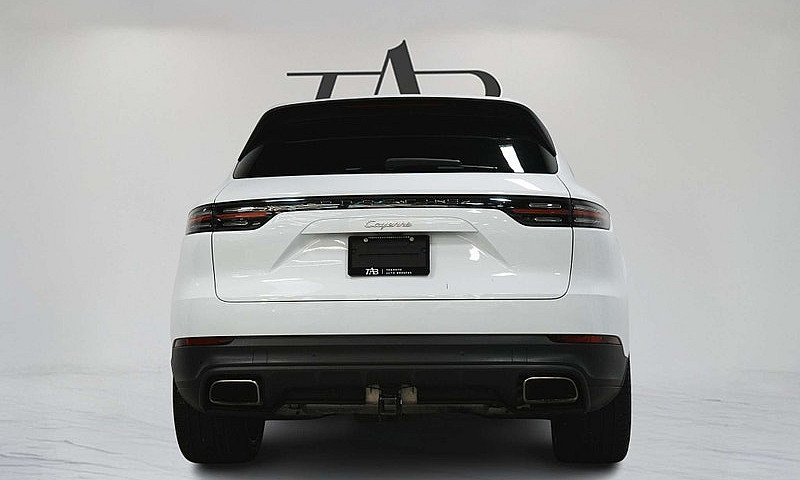 2020 Porsche Cayenne...