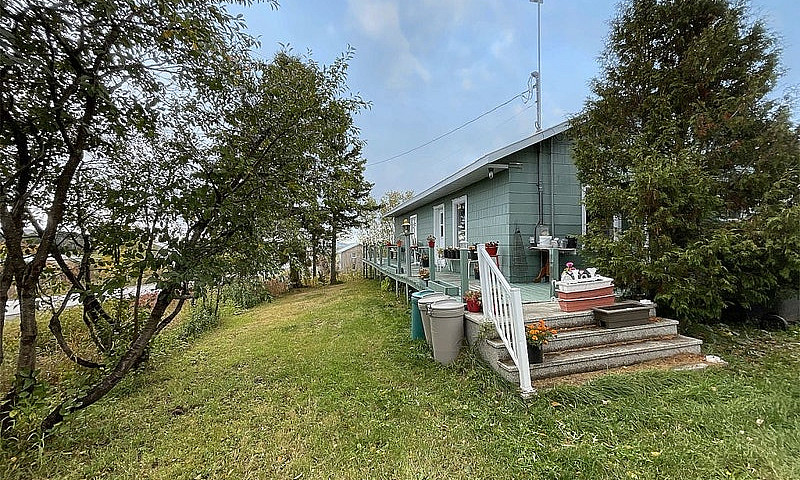 $850,000 - Acreage /...