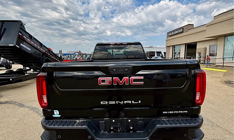 2022 Gmc 3500 Denali...
