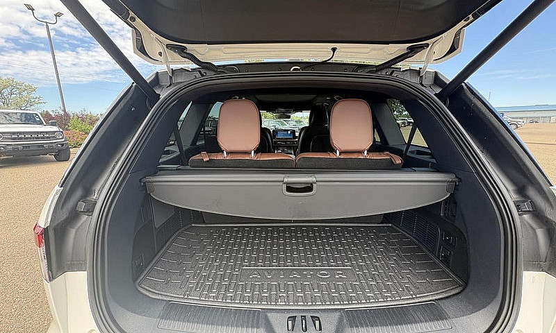 2025 Lincoln Aviator...
