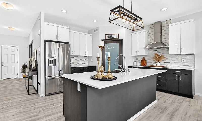 172 Kilroy St. -Prai...
