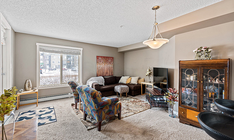 Amazing 2 Bedroom Co...