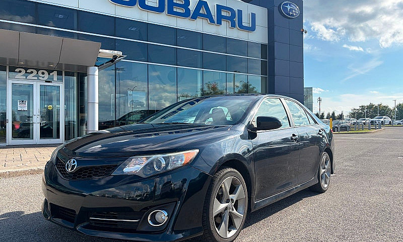 2012 Toyota Camry Se...