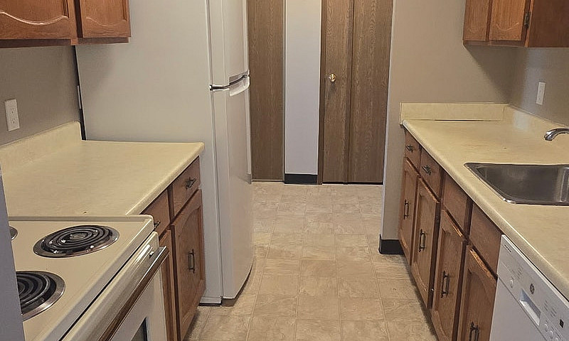 One & Two Bedroom Un...