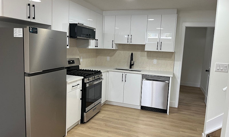 1Bed, 1Bath Brand Ne...