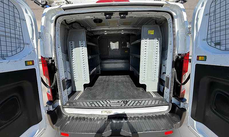 2019 Ford Transit T-...