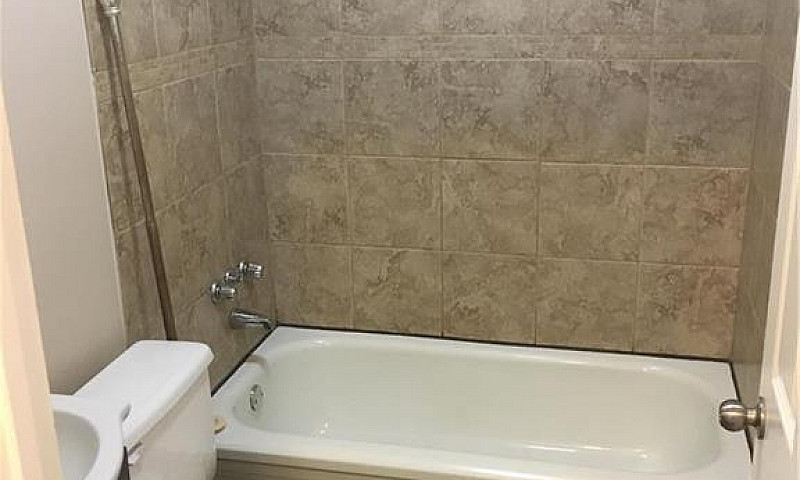 1040 7Th Avenue S Vi...