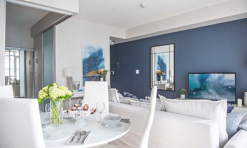 Maple Leaf Sq.1Br Wi...