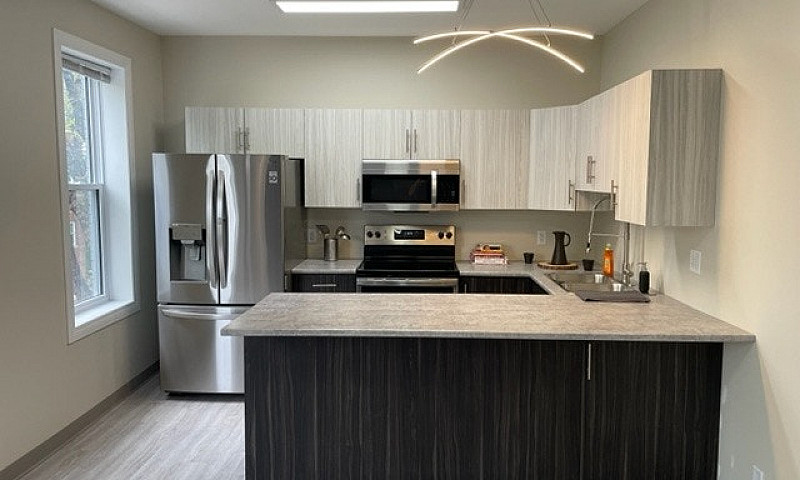 181 Balmoral - 3 Br ...