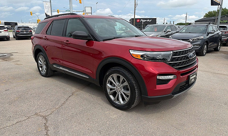 2020 Ford Explorer X...
