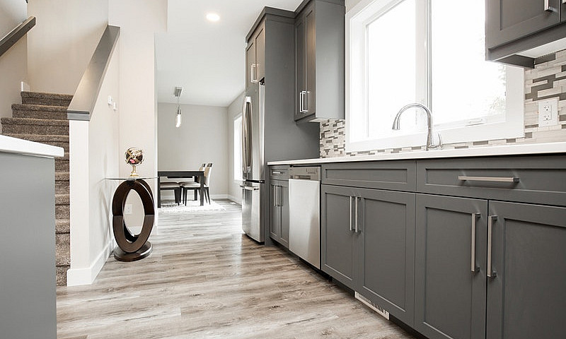 Luxury Townhome Avai...