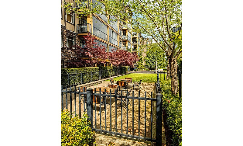 216 8067 207 Street ...