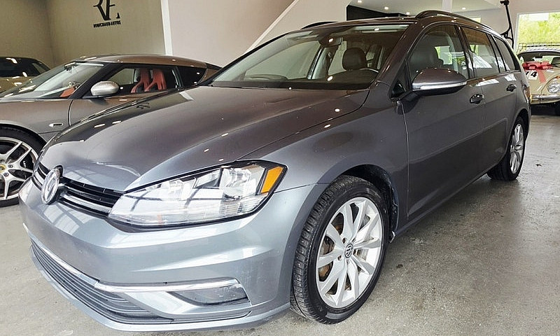 2018 Volkswagen Golf...