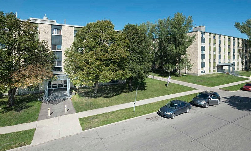 Glenmore Manor - 2 B...