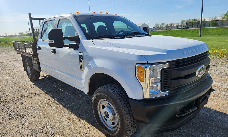 2017 Ford F350 Crew ...