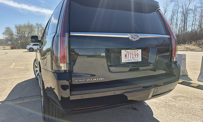 2018 Cadillac Escala...