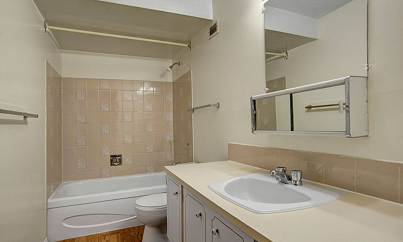1 Bed X 1 Bath Apart...