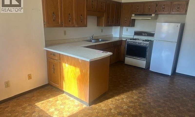 3212 W 6Th Avenue Va...