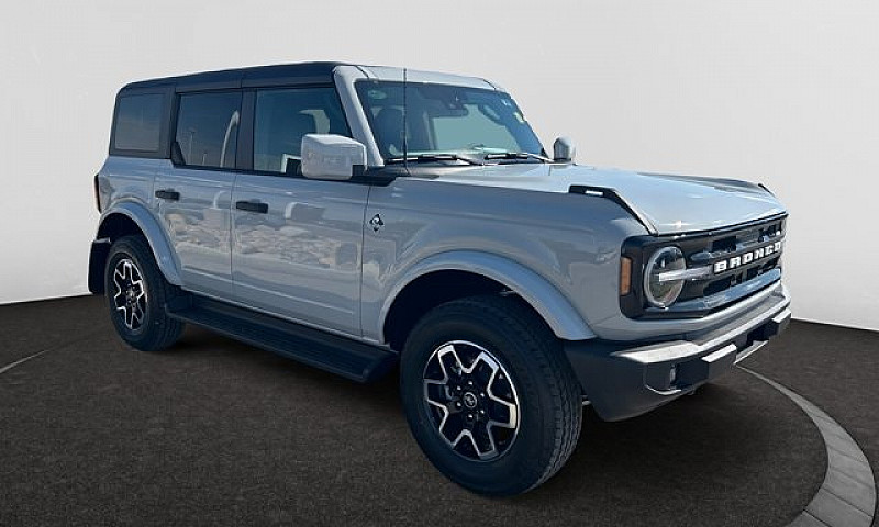 2026 Ford Bronco Out...