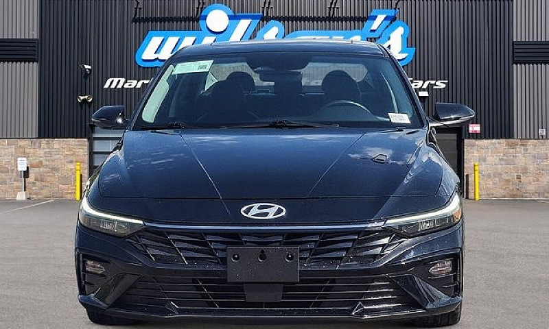 2025 Hyundai Elantra...