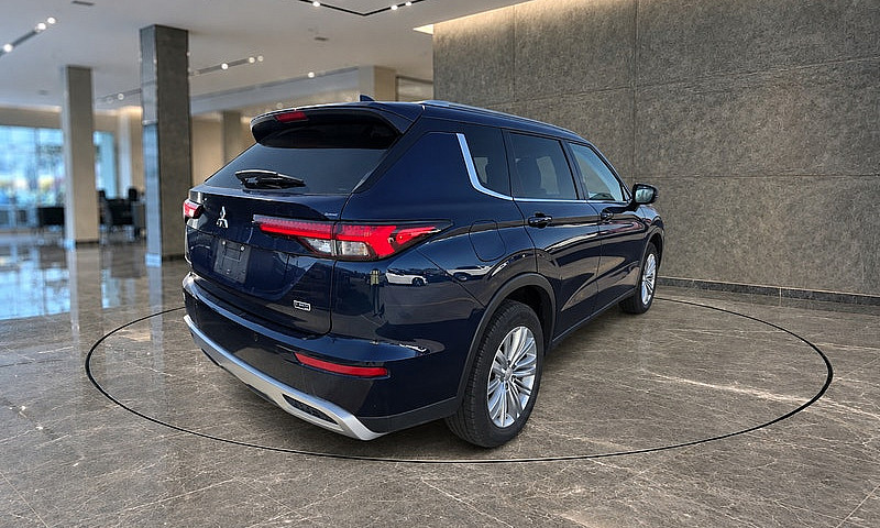 2023 Mitsubishi Outl...