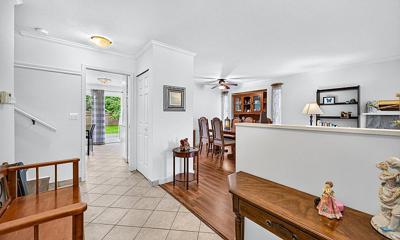 15276 95 Avenue Surr...