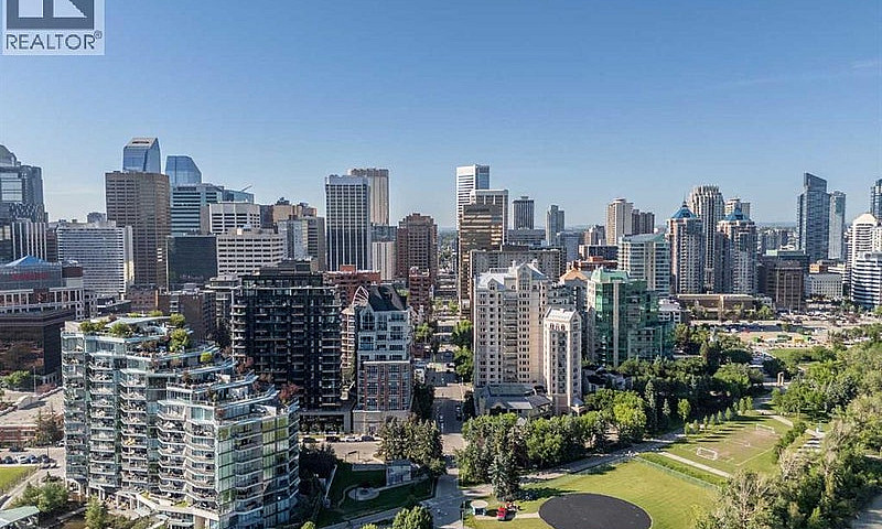 701, 738 1 Avenue Sw...