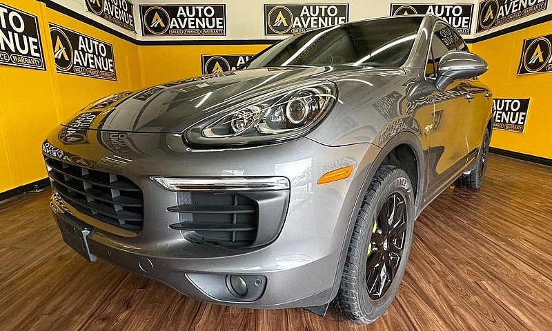 2016 Porsche Cayenne...