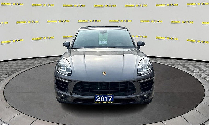 2017 Porsche Macan A...