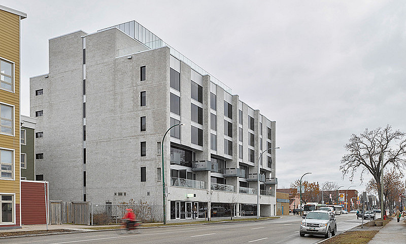 Centrally Located Mo...