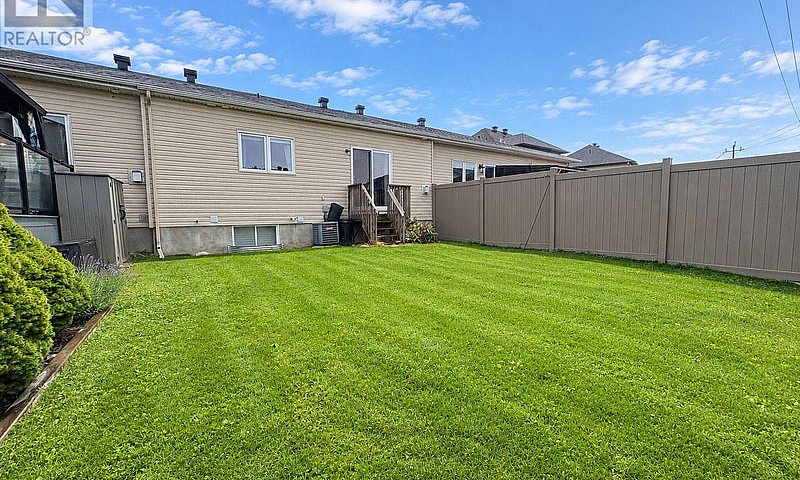 16 Moe Robillard Str...