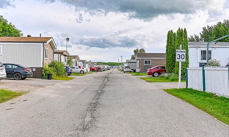 Lakelet Estates - 3 ...