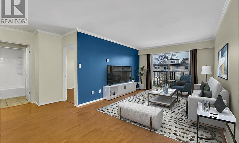 302 36 E 14 Avenue V...