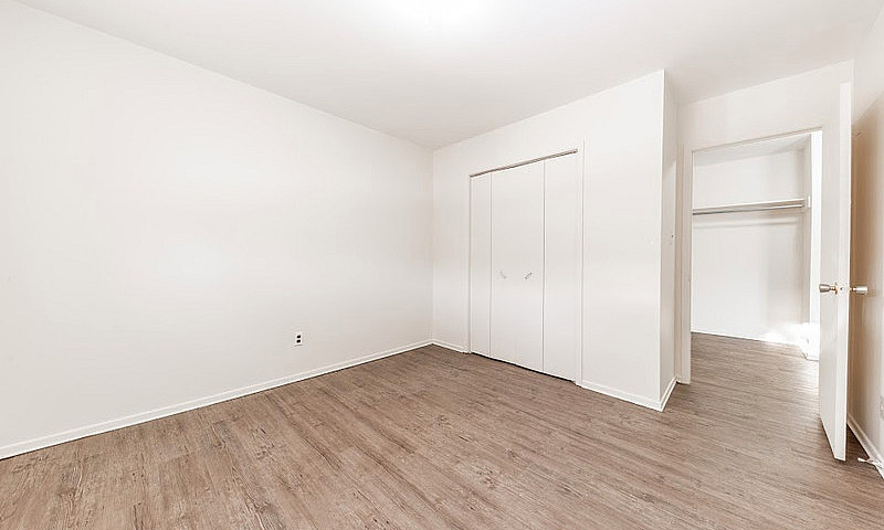 1050 Mcgregor- Park ...