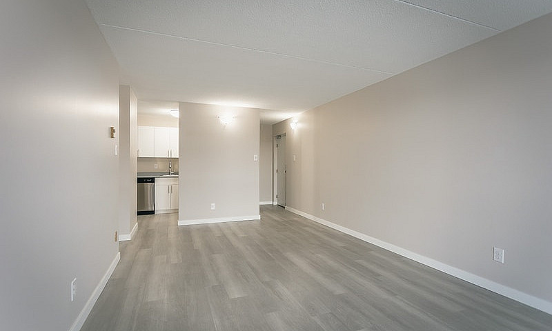 Ashbury Place - Spac...